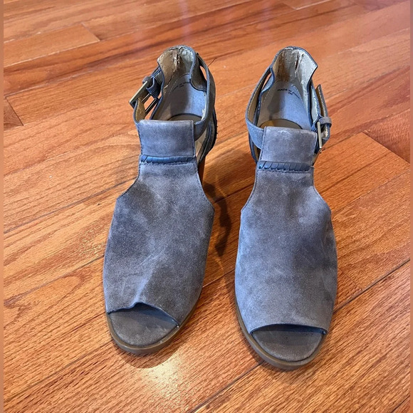 Jack Rogers Gray Suede Heeled Sandals - Picture 2 of 9